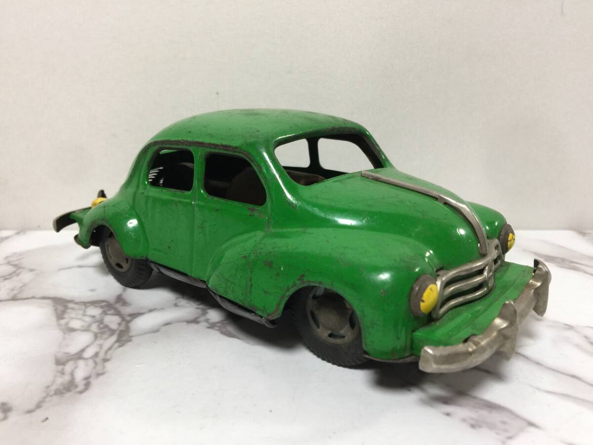 5100円 昭和レトロ 増田屋 マスダヤ 日産 ルノー4CV ブリキ 5100円 昭和レトロ 増田屋 マスダヤ 日産 ルノー4CV ブリキ