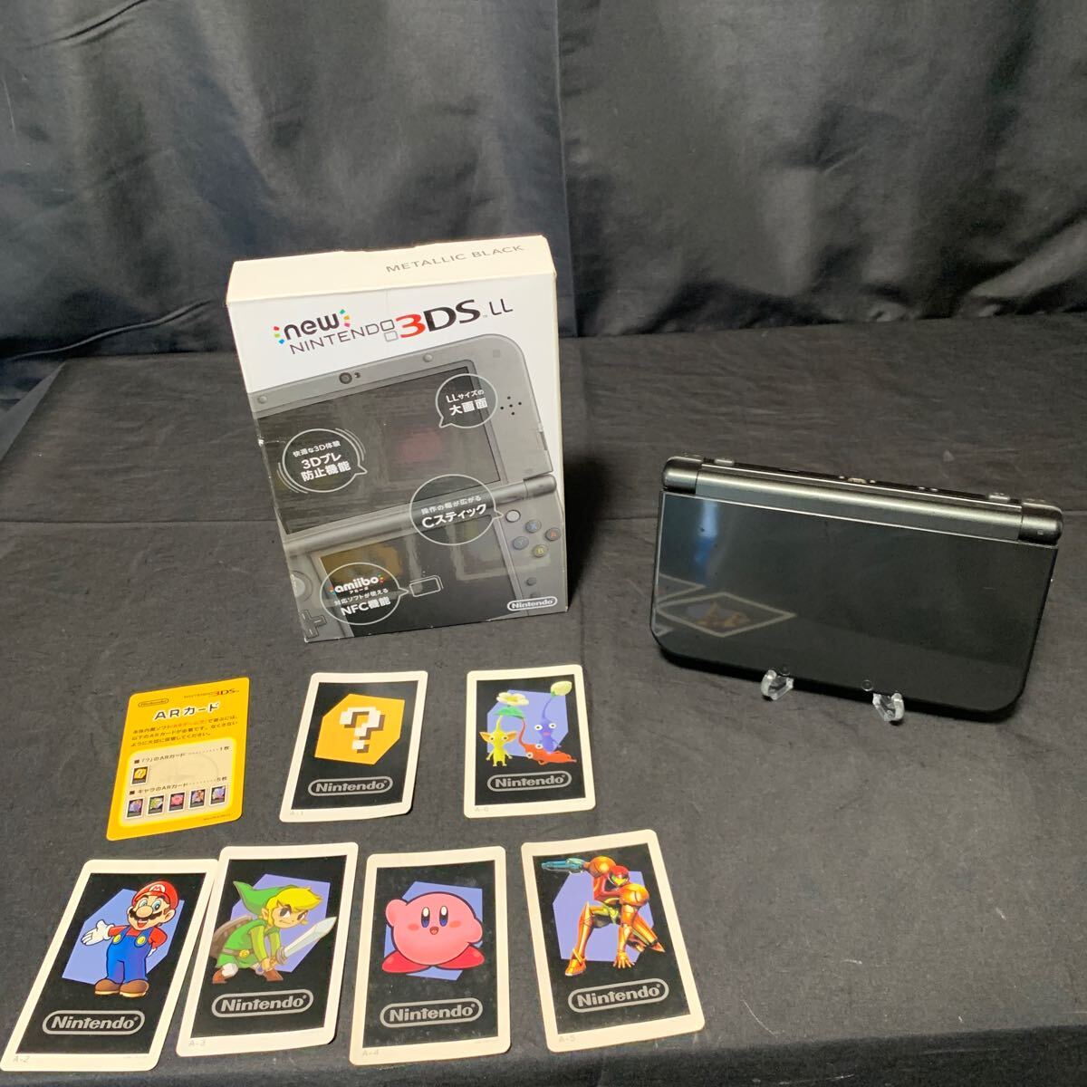 Nintendo New ニンテンドー3DSLL 本体 RED-001 メタリック ブラック タッチペン 箱 ARカード 付き 動作確認済み 3DS LL 任天堂 の画像1