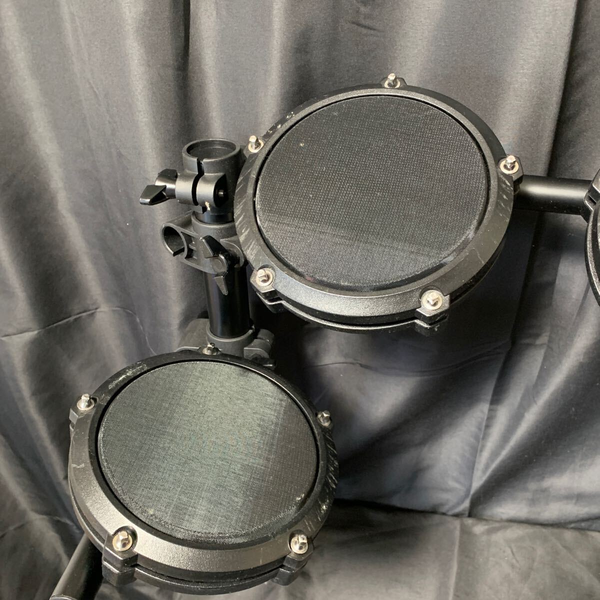 ALESIS アレシス DEBUT KIT ミニサイズ 電子ドラム 通電確認済み 電子ドラムセット 椅子 ヘッドフォン スティック 付き 楽器 打楽器 の画像9