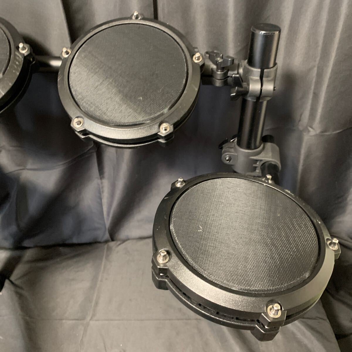 ALESIS アレシス DEBUT KIT ミニサイズ 電子ドラム 通電確認済み 電子ドラムセット 椅子 ヘッドフォン スティック 付き 楽器 打楽器 の画像8