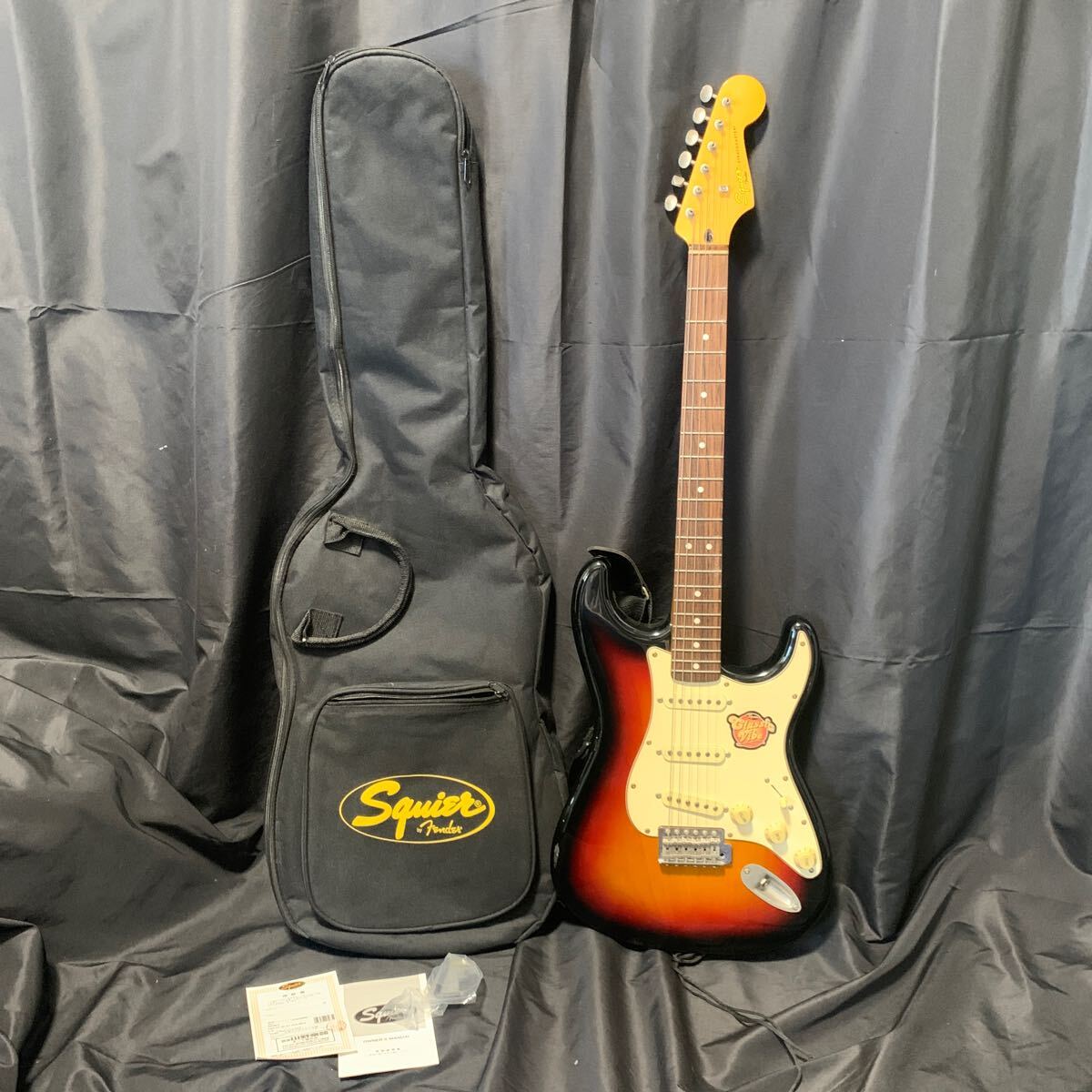 Squier by Fender スクワイアー フェンダー エレキギター FSR CV 60 ST 3CS WPG ギター 純正 ソフトケース付き 楽器 弦楽器 1_画像1