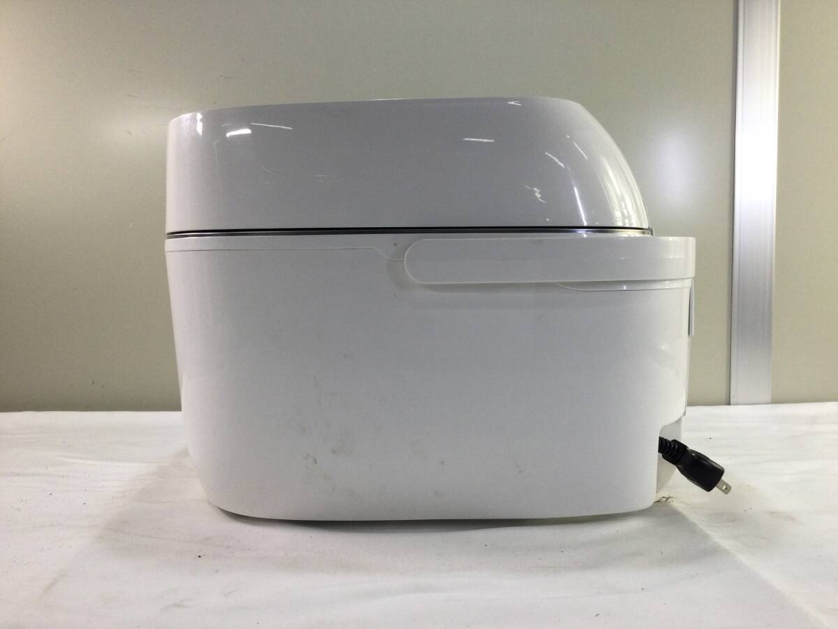 [212]TOSHIBA Toshiba vacuum pressure IH jar rice cooker 10...RC-18VST 2023 year made Junk 
