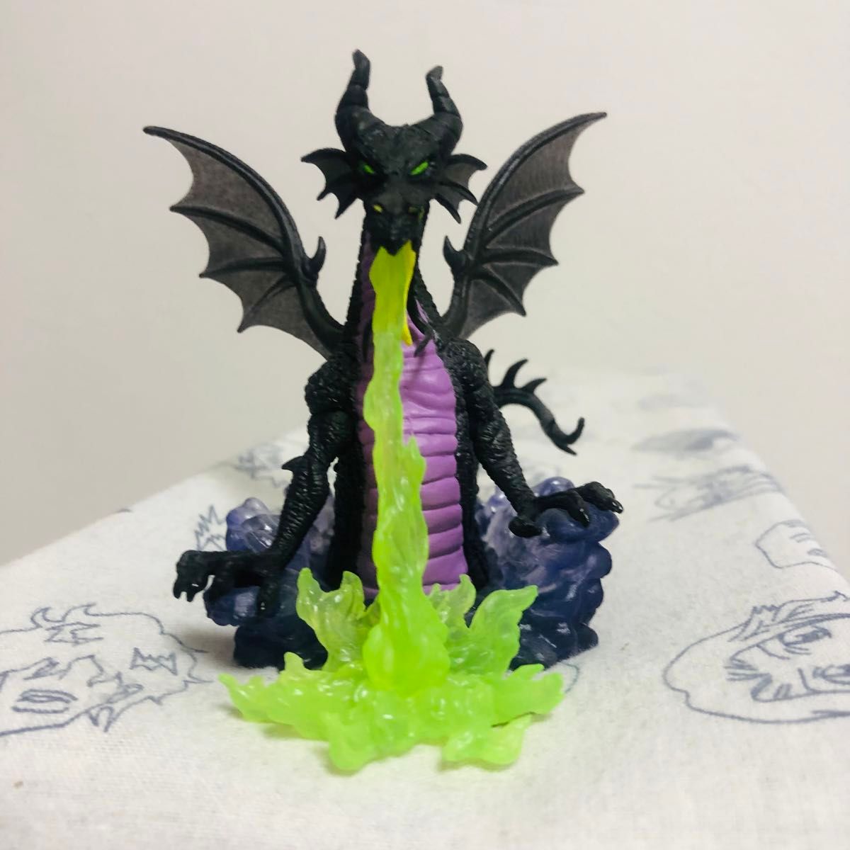 ガチャ マレフィセント ディズニーヴィランズ Fantaisie ガチャ マレフィセント ディズニーヴィランズ Fantaisie