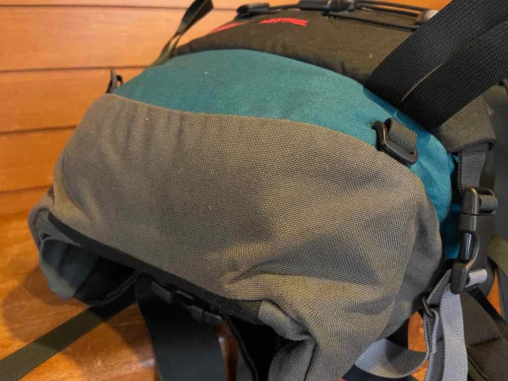 美品！オスプレー ケストレル バックパック OSPREY キャンプ 登山 トレッキング スキー バックカントリー 自転車 バイクツーリング 旅行に_画像7