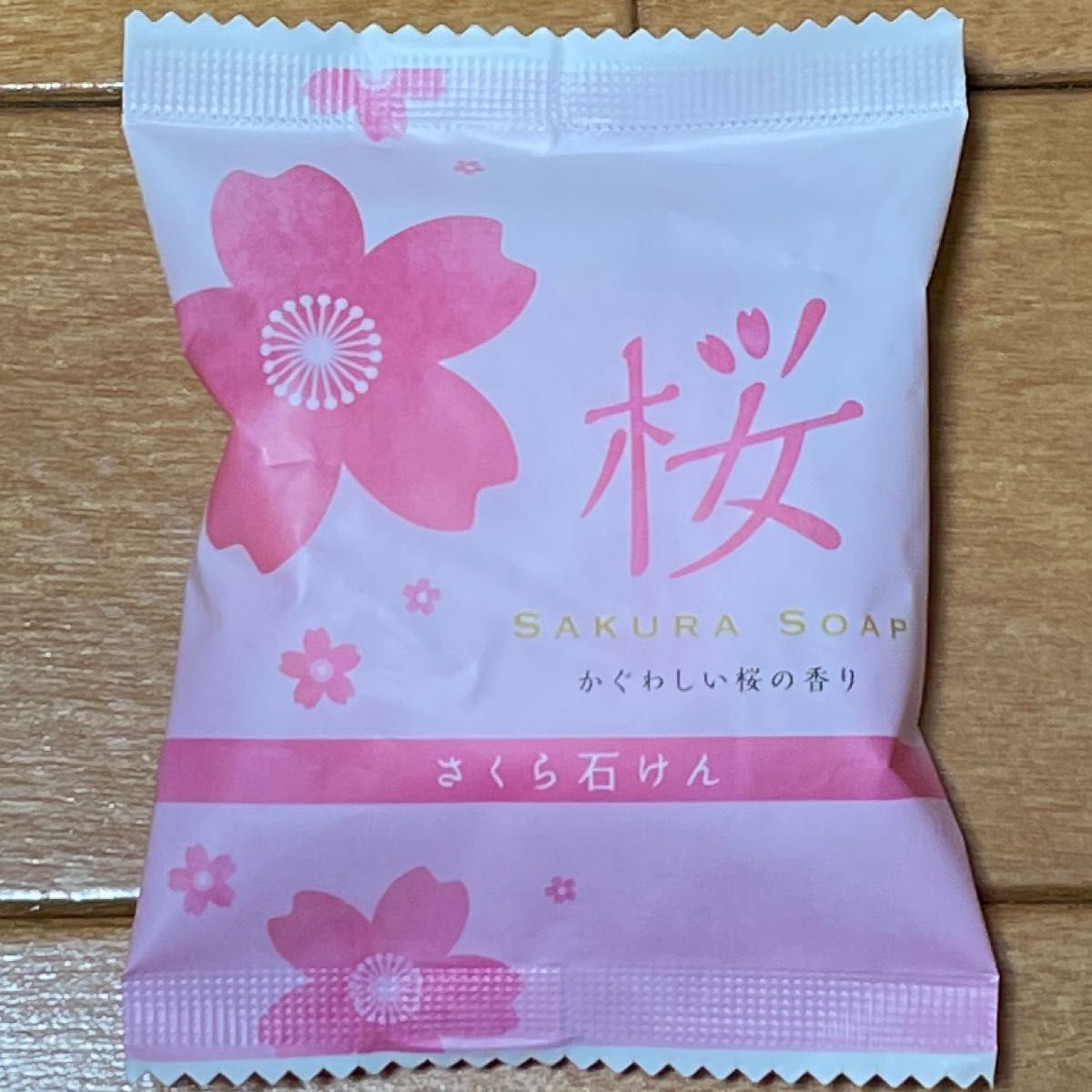 桜うどん(乾麺)、桜入浴剤、桜石鹸