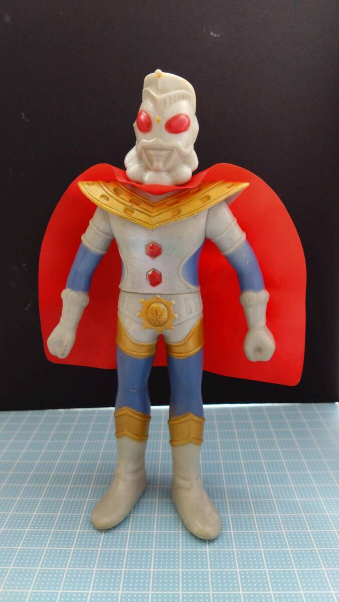 (U2) that time thing poppy King Zaurus Ultraman King mantle have sofvi figure doll Showa Retro pair type equipped jpy . Pro 