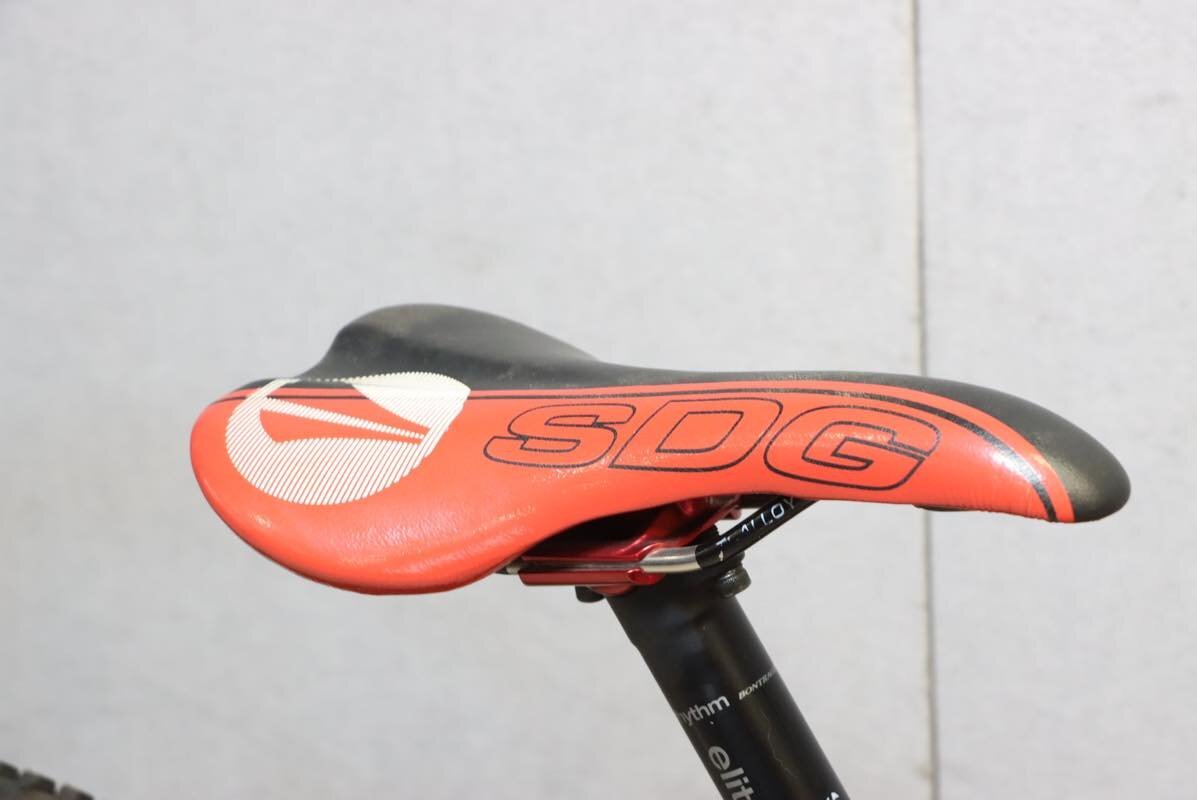 ■TREK トレック Session 9.9 27.5 ダウンヒル MTB SHIMANO SAINT 1X7S サイズM 2016年モデル 超美品_画像9