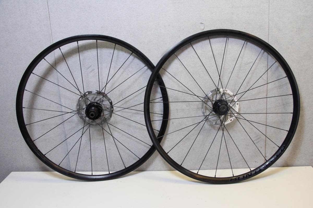 ○BONTRAGER ボントレガー PARADIGM TLR DISC シマノフリー 11s対応 クリンチャー チューブレス ホイールセット