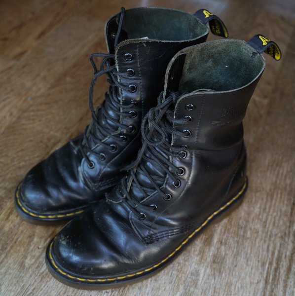 Dr.Martens ドクターマーチン 10ホールブーツ ブラック 黒 UK7_画像1