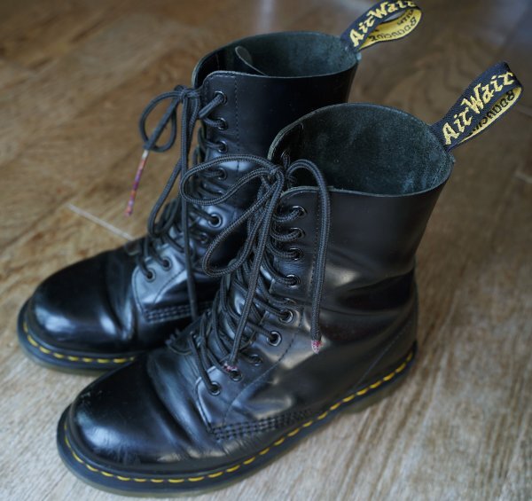 Dr.Martens ドクターマーチン 10ホールブーツ ブラック UK7_画像1