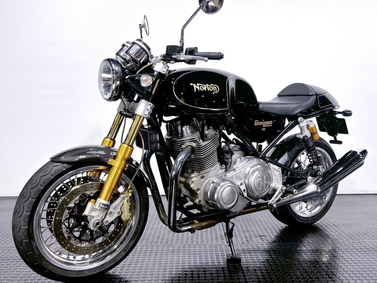 希少ハンドメイドモデル Norton COMMANDO 961 SPORT [2015] 低走行5,573mile 人気のBlack&Gold 動画有 全国通販可 3.9％低金利ローン150回_画像7