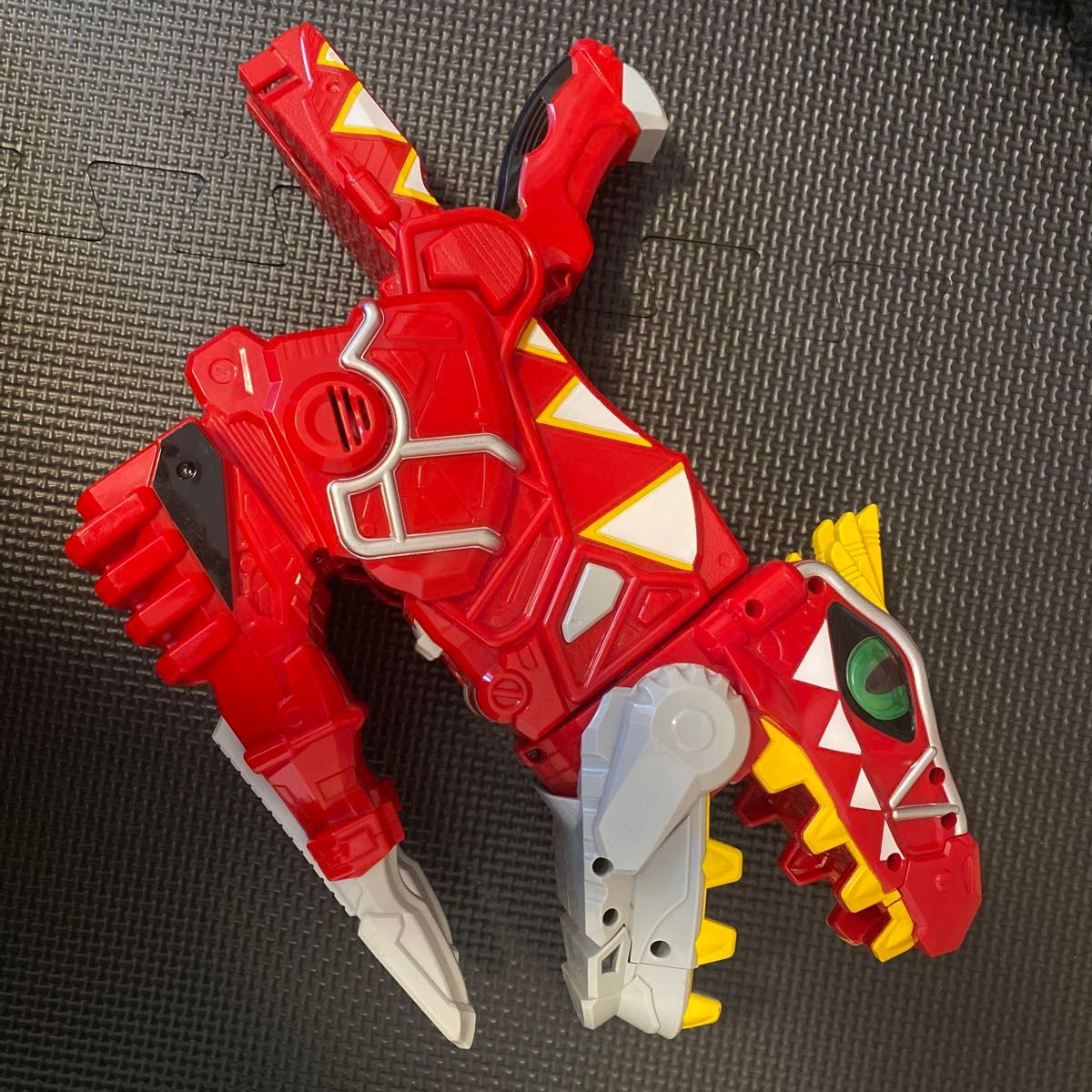 おもちゃ 獣電戦隊キョウリュウジャー ガブリボルバー 仮面ライダー DX ガブティラ 戦隊