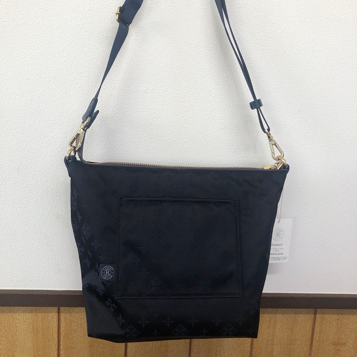 新品タグ付き】russet 〔ラシット〕リバーシブルショルダー 新品タグ付き】russet 〔ラシット〕リバーシブルショルダー