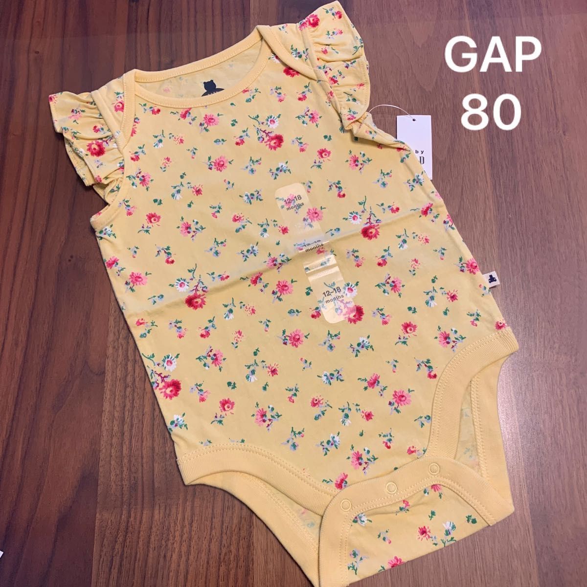 【新品】baby GAP  ベビー ギャップ 肩フリル ロンパース 肌着 ノースリーブ ボディシャツ 花柄 女の子 80cm