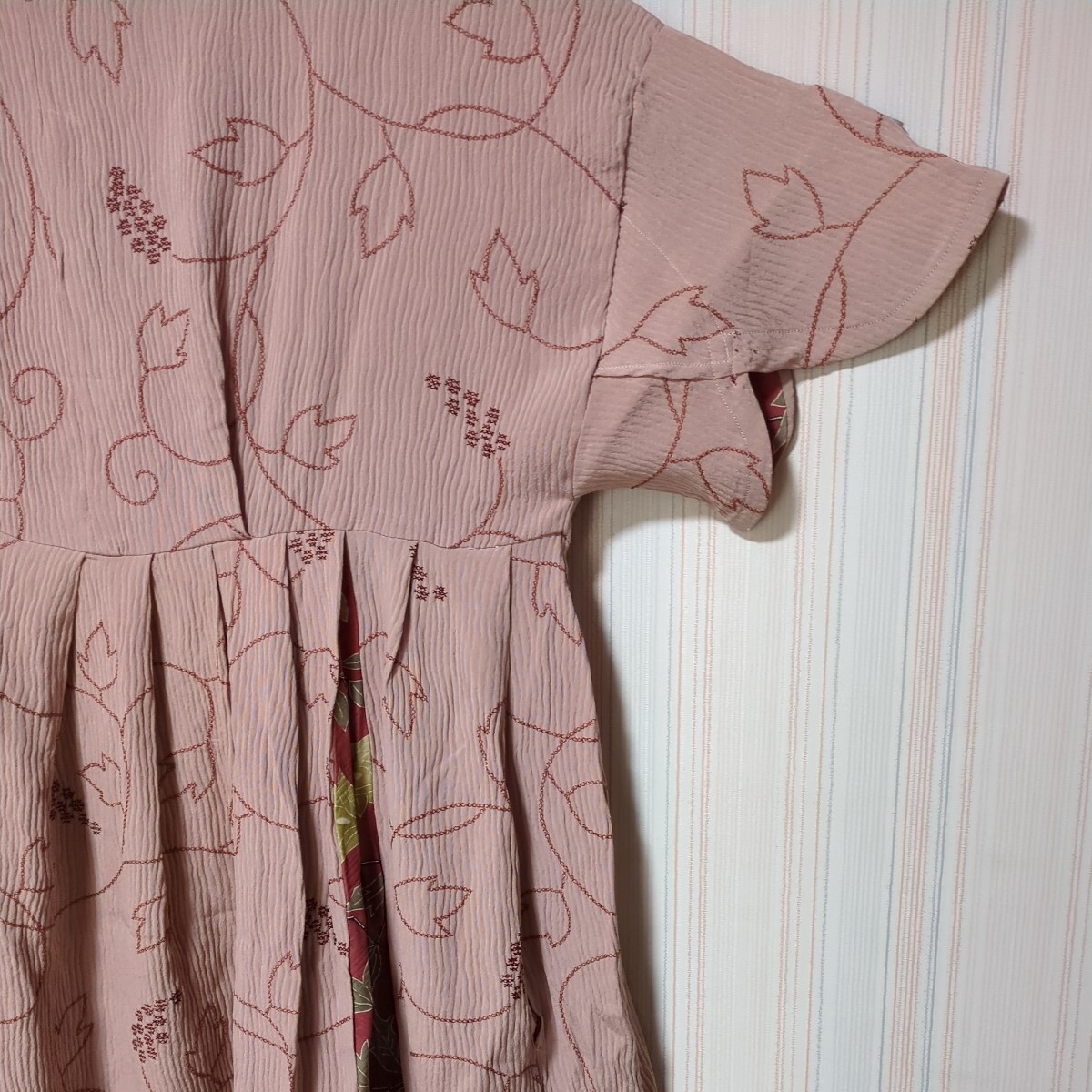 着物リメイク 正絹総刺繍のワンピースの画像6