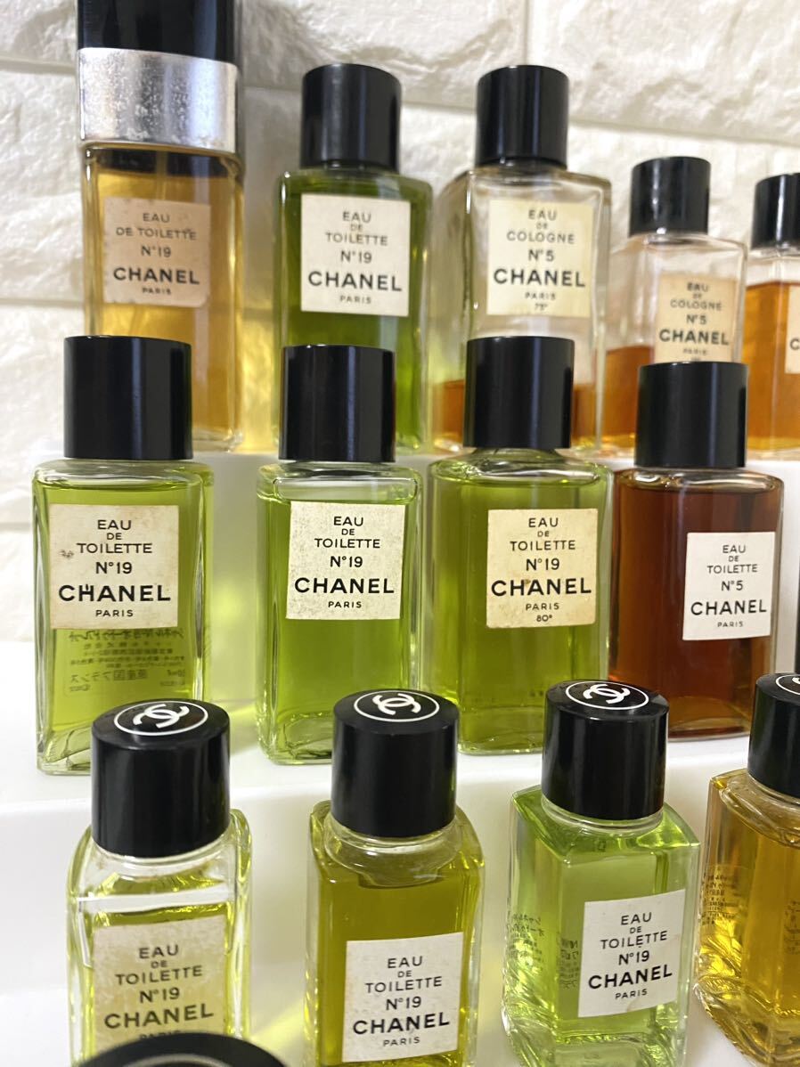 1スタ　香水まとめ　シャネル　CHANEL ニナリッチ　当時物 香水 フレグランス No.5 No.19 _画像4