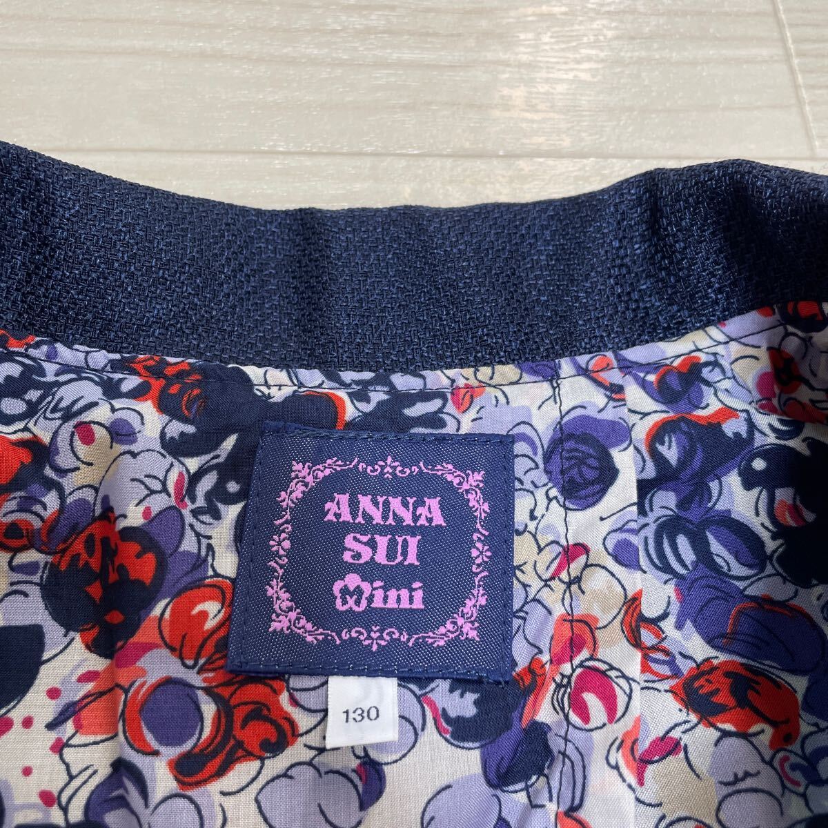 ANNA SUI mini アナスイミニ フォーマル ジャケット ワッペン 濃紺 入学式 卒園式 式典 サイズ130 美品_画像3