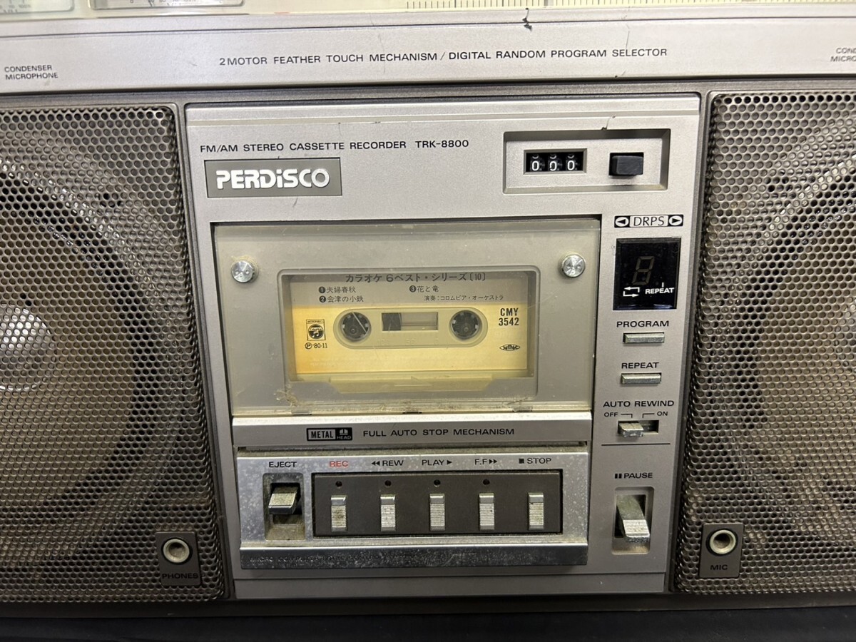 A3 HITACHI 日立 TRK-8800 ラジカセ カセットデッキ オーディオ機器 通電確認済み 音出しOK 昭和レトロ 現状品の画像6
