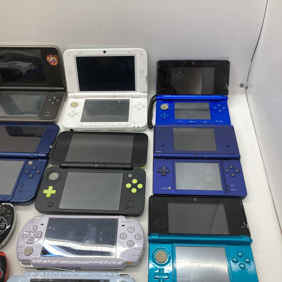 【１円～】ジャンク ゲーム機本体 まとめ売り ニンテンドースイッチ/PSP/コントローラー/DS/3DSLL 【ジャンク品】の画像4