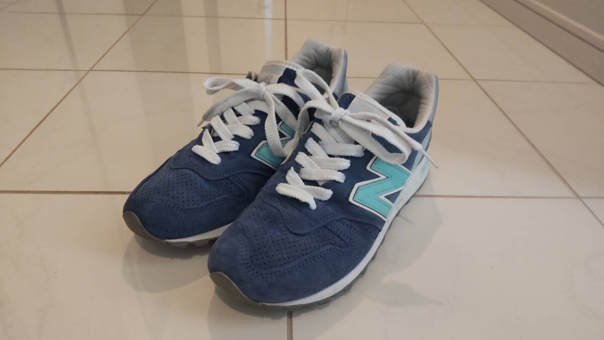 美品 ニューバランス New Balance M1300AU US8 26cm ブルー系 海外限定モデル M1400_画像1