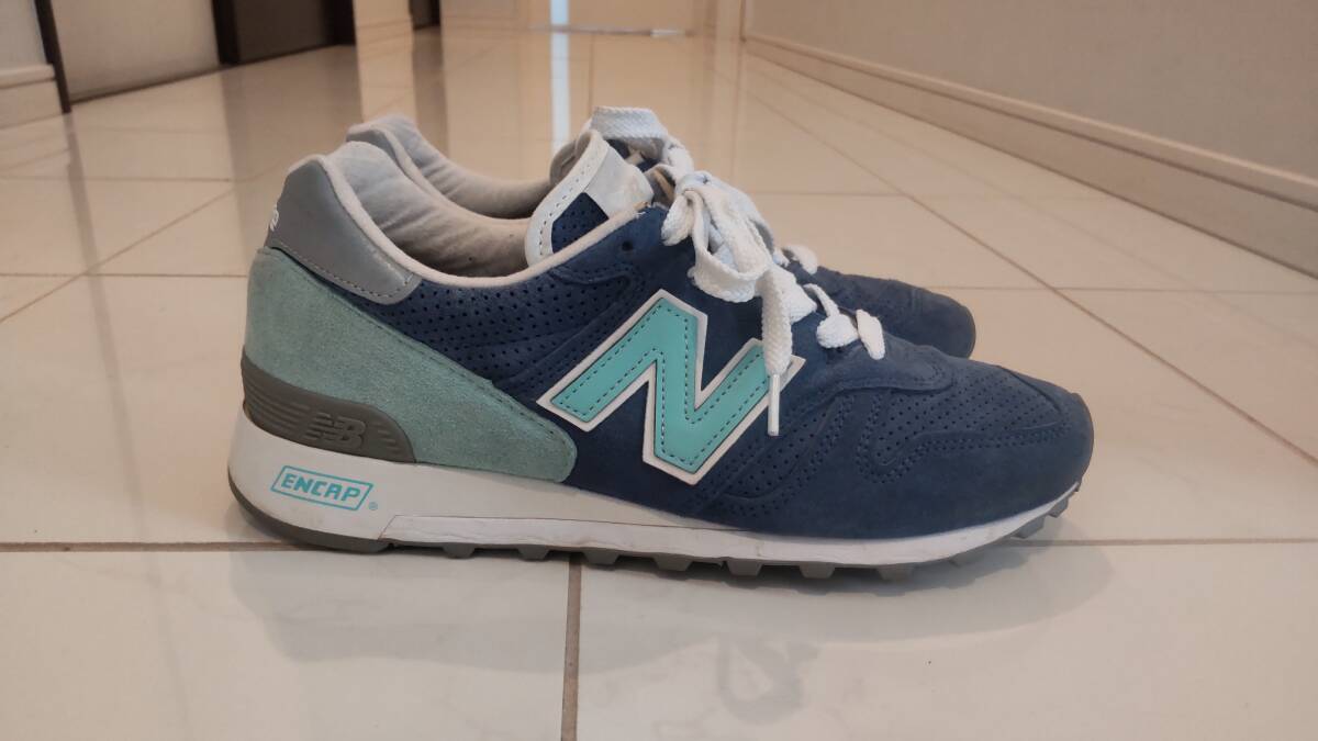 美品 ニューバランス New Balance M1300AU US8 26cm ブルー系 海外限定モデル M1400_画像2