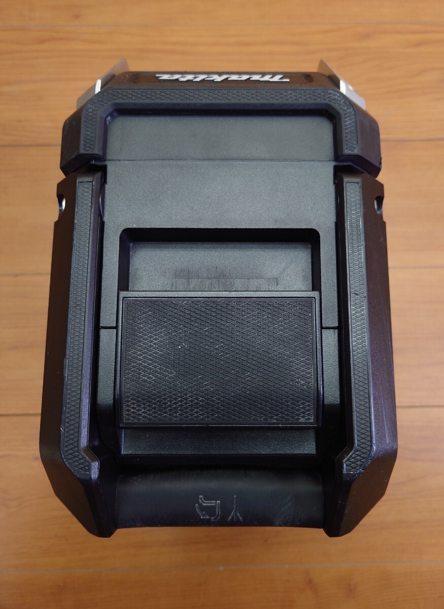  дешевый прямые продажи makita Makita заряжающийся радио черный MR113 14.4-18V б/у с дефектом 