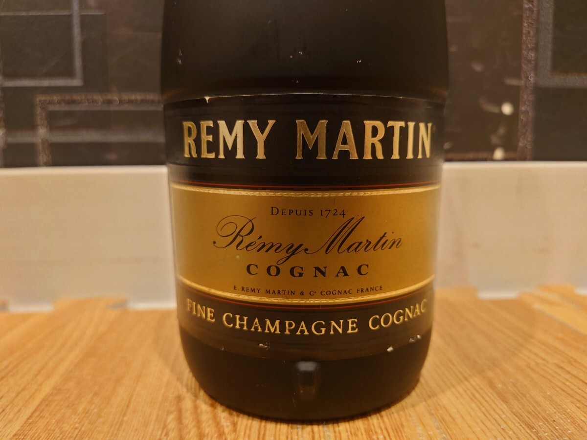 sr1234 059 未開栓 古酒 REMY MARTIN COGNAC 700ml 40% レミーマルタン コニャック ブランデー お酒 食品 アルコール_画像5