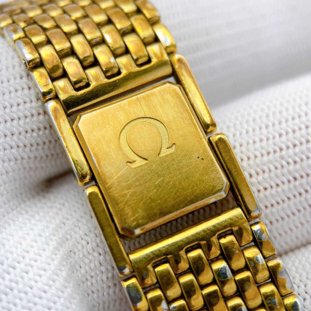激レア オメガ OMEGA デビル DEVILLE メンズ 腕時計 クオーツ QZ ゴールド ストライプ オクタゴン 純正ベルト 1377 電池切れ ジャンクの画像6