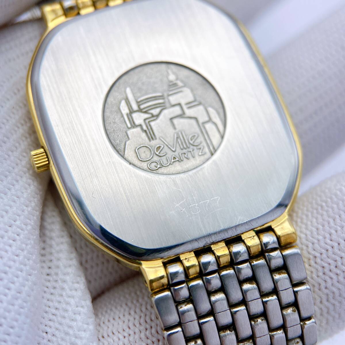 激レア オメガ OMEGA デビル DEVILLE メンズ 腕時計 クオーツ QZ ゴールド ストライプ オクタゴン 純正ベルト 1377 電池切れ ジャンクの画像8