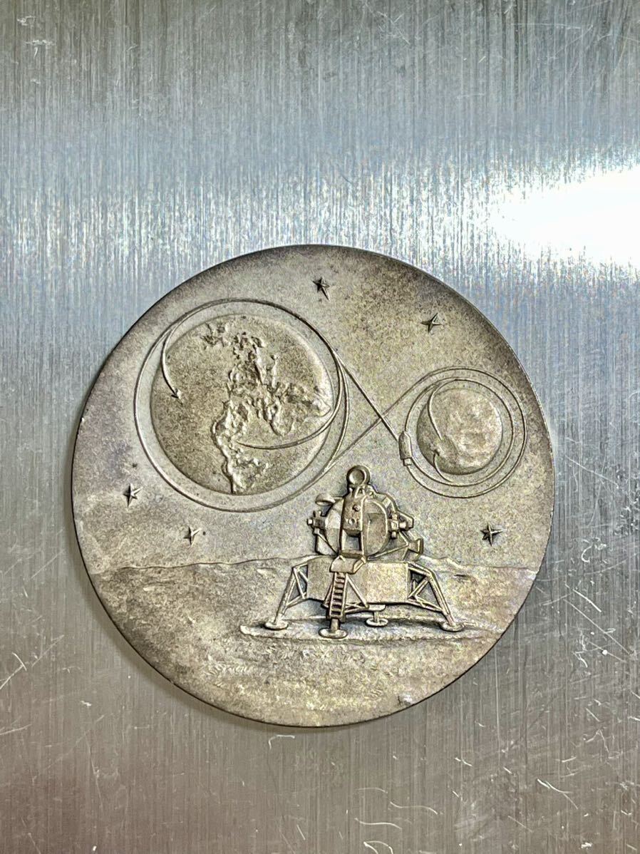 純銀 刻印有 造幣局製 重量約33g 京都信用金庫 1000億達成記念 記念メダル 銀貨 シルバー sv1000アンティークコレクション の画像3