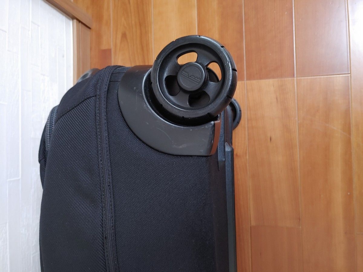 patagonia パタゴニア Transport Roller 35L キャリーケース patagonia パタゴニア Transport Roller 35L キャリーケース