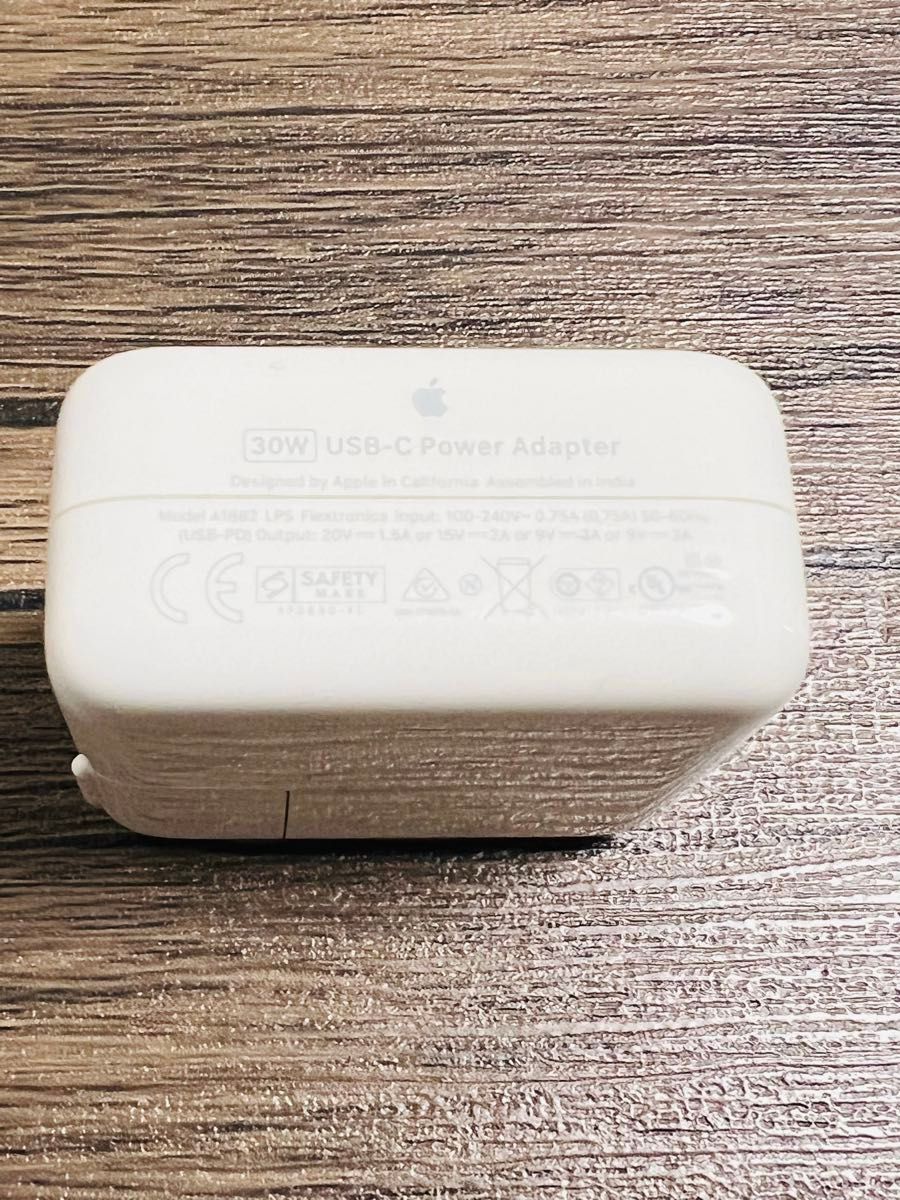 30W USB-C電源アダプタ 充電ケーブル 純正