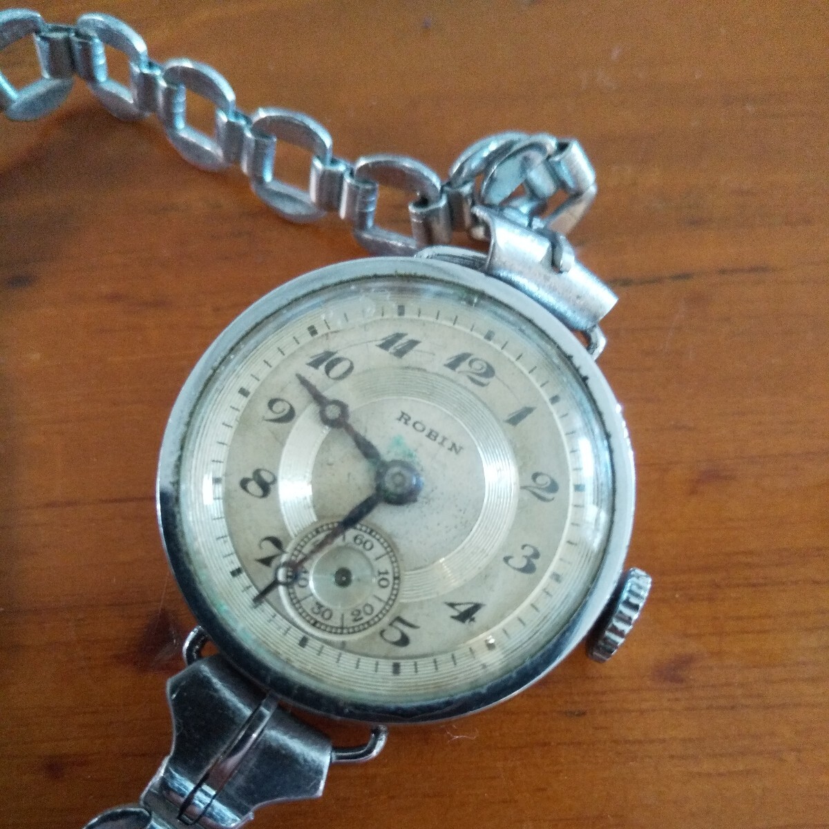 腕時計 Robin 手巻き ジャンク 戦前 スモセコ アンティーク SEIKO_画像2