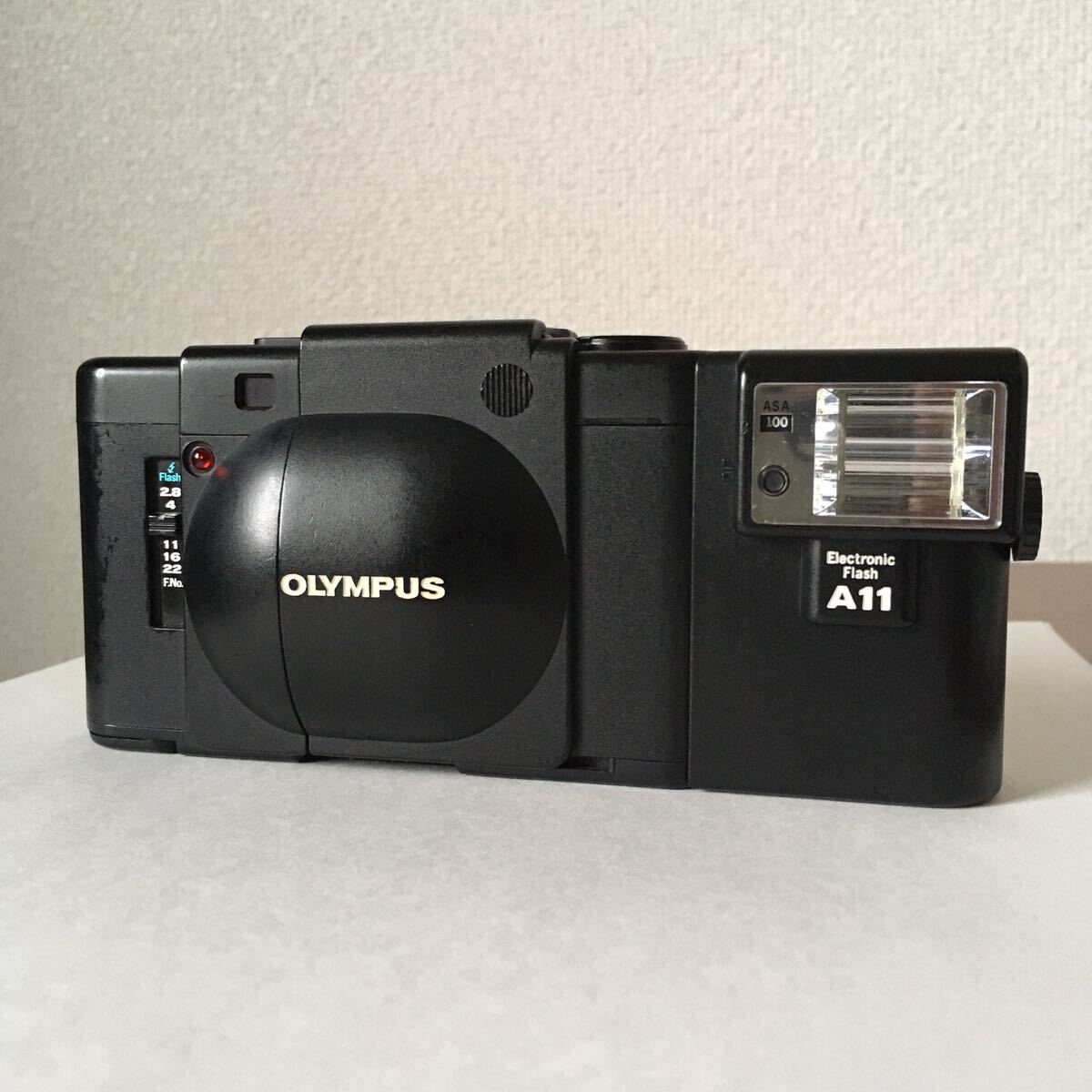 OLYMPUS XA コンパクト フィルムカメラ フラッシュ A11 付き セット オリンパス ZUIKO レンズ_画像1