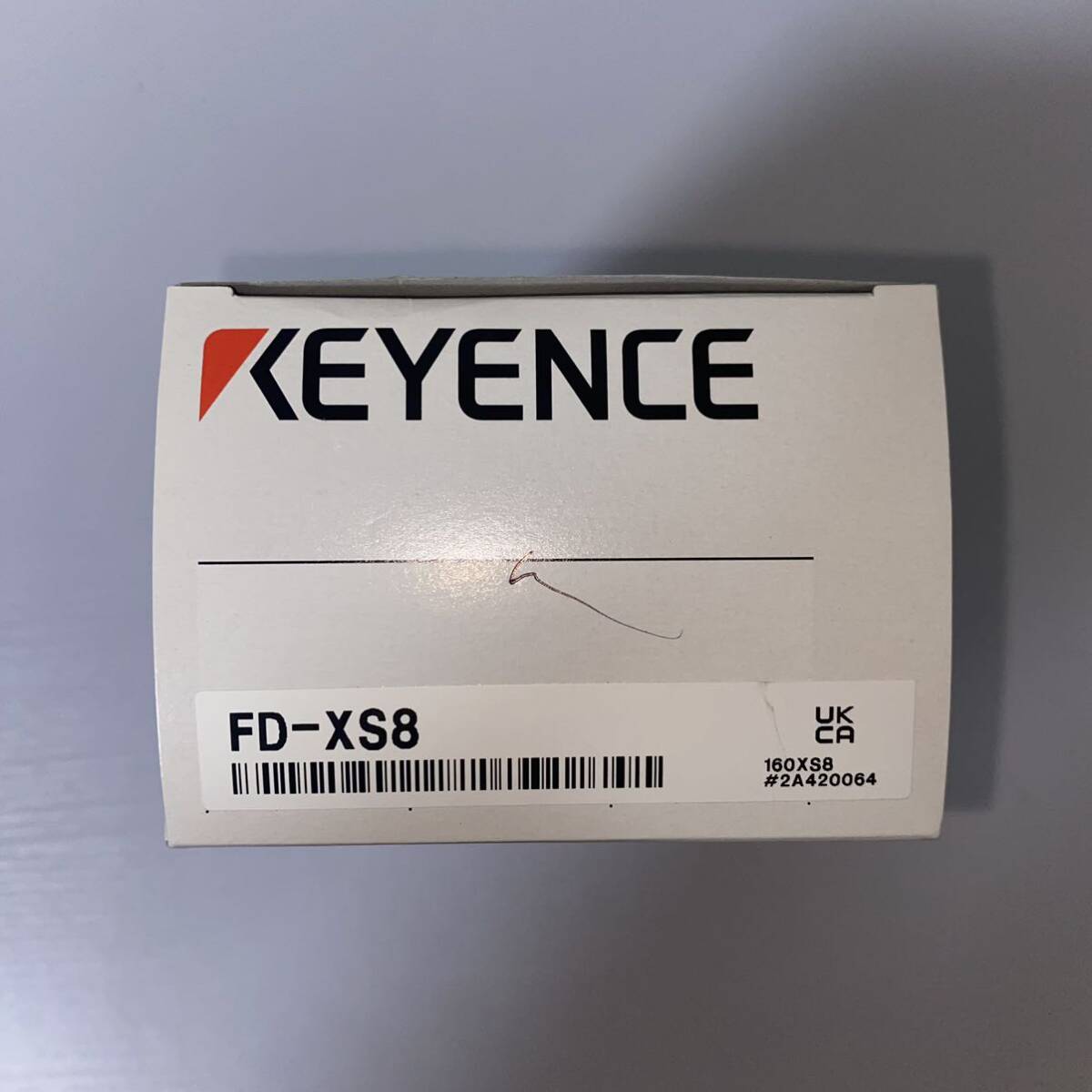 新品、未使用 KEYENCE FD-XS8 クランプオン式流量センサ_画像1