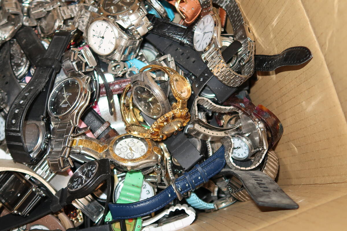 1円～ジャンク 時計 腕時計 セイコー シチズンなど いろいろまとめて 400個以上 大量①_画像5