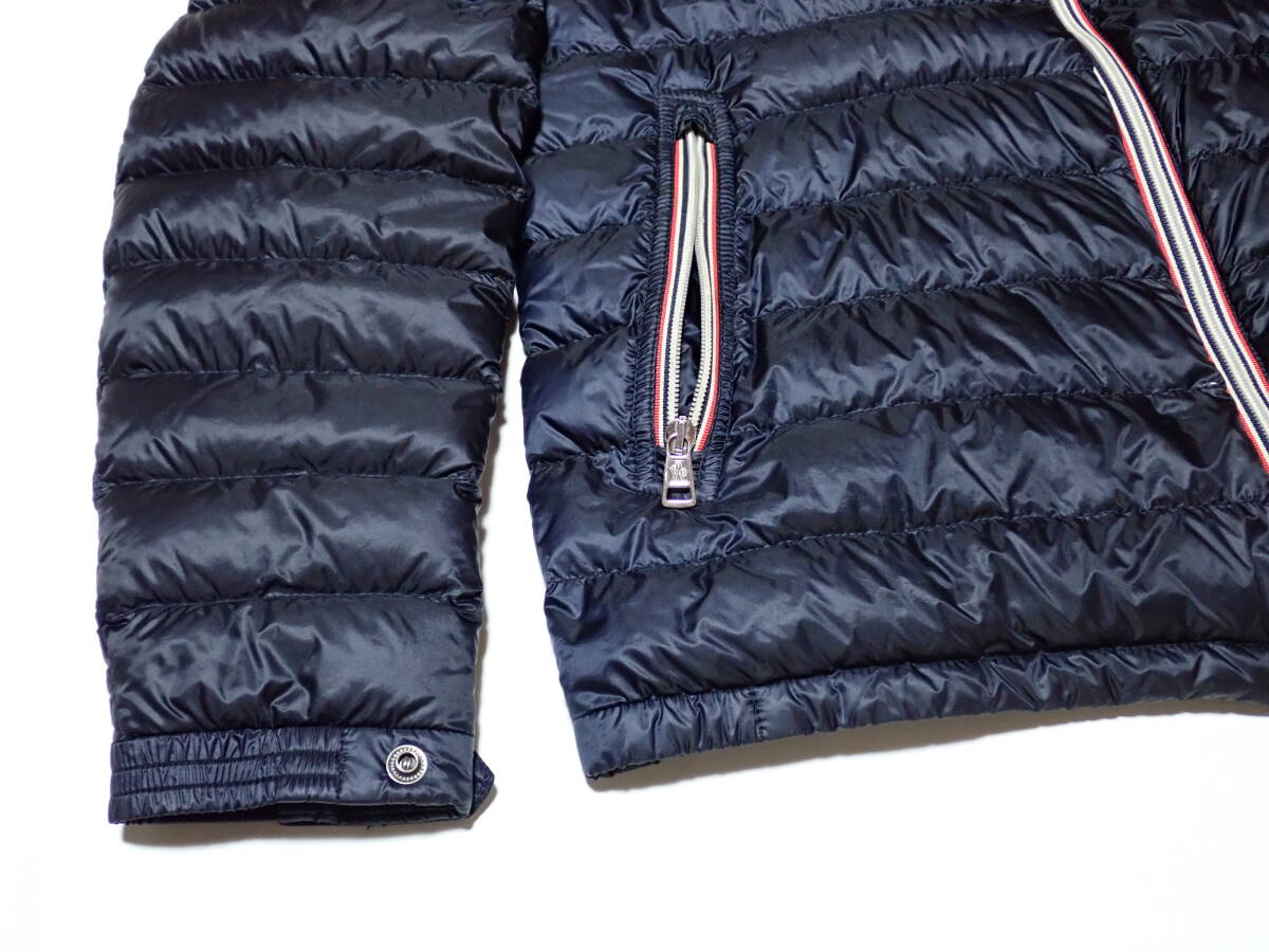 ■MONCLER（モンクレール）ダウンジャケット　CLASSE 1　紺色　ビームス_画像6