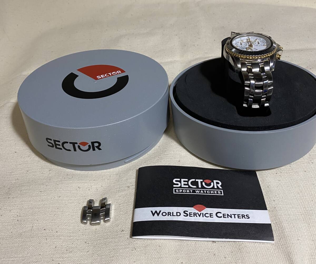 SECTOR スポーツウォッチ　SGE650 クロノグラフ　サファイアクリスタル　300m防水　quartz 新同　完動　純正コマ　カレンダー付き_画像3