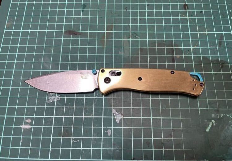 Benchmade 535 ナイフ 。ベンチメイド 登山 釣り キャンプ ブッシュクラフト クマ対策 護身用 狩猟 鹿狩 猪狩 熊狩の画像2