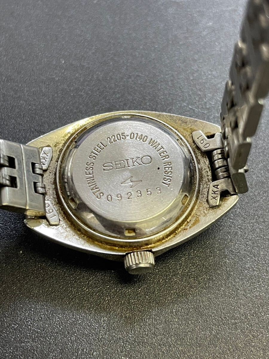 SEIKO セイコー AUTOMATIC オートマチック 2205-0140 21石 デイト シルバー文字盤 レディース 自動巻き 腕時計 動作確認済みの画像4