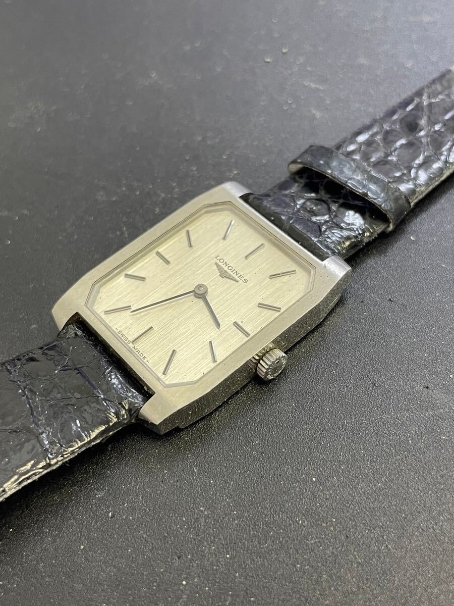 LONGINES ロンジン 17/319625 スクエア シルバー文字盤 メンズ 手巻き 腕時計 動作未確認 リューズ不良ジャンク_画像2