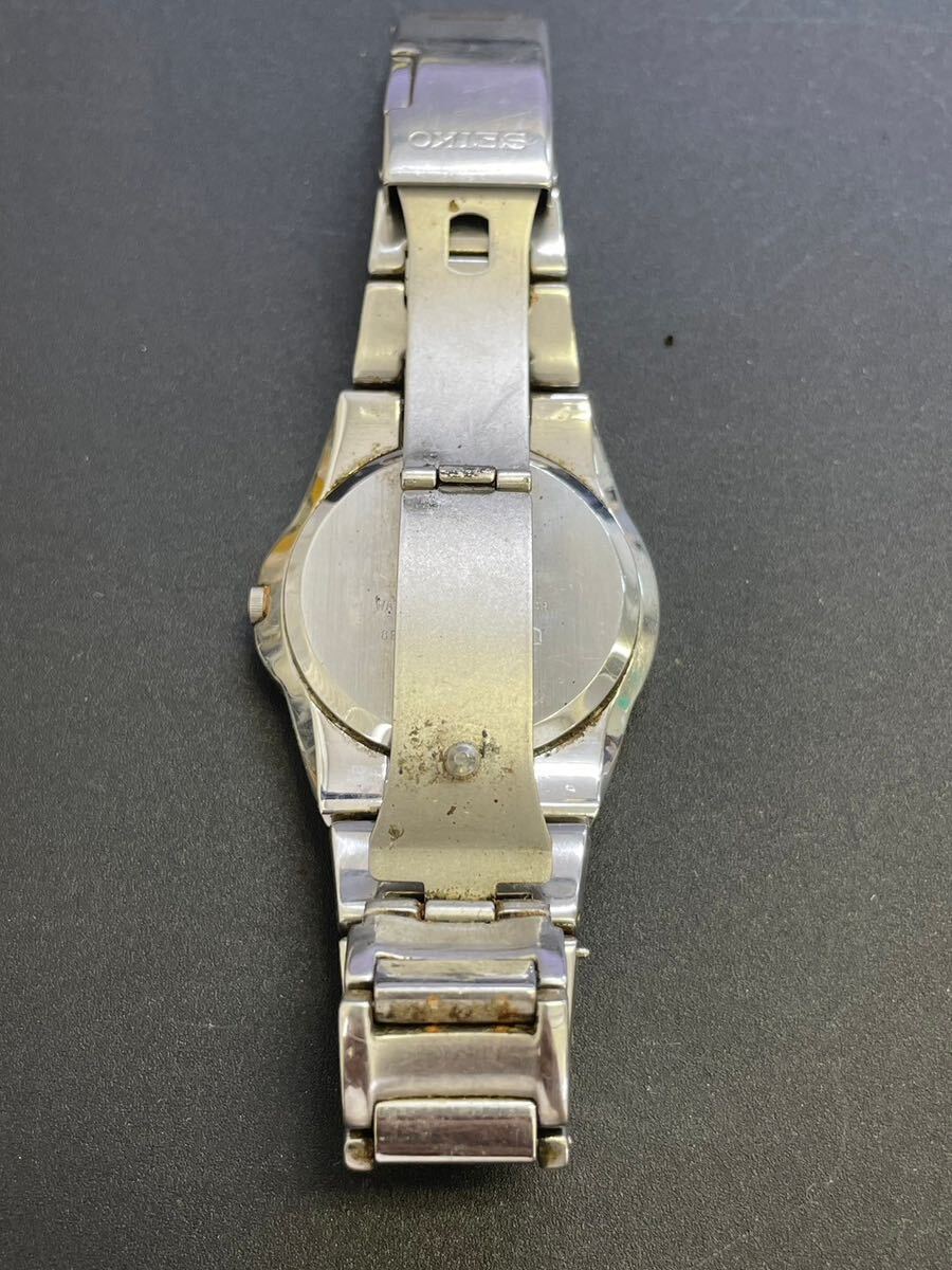 SEIKO セイコー PERPETUAL CALENDER パーペチュアル 8F32-0130 3針 ピンク系文字盤 メンズ クオーツ 電池式 腕時計 動作未確認 ジャンク_画像5
