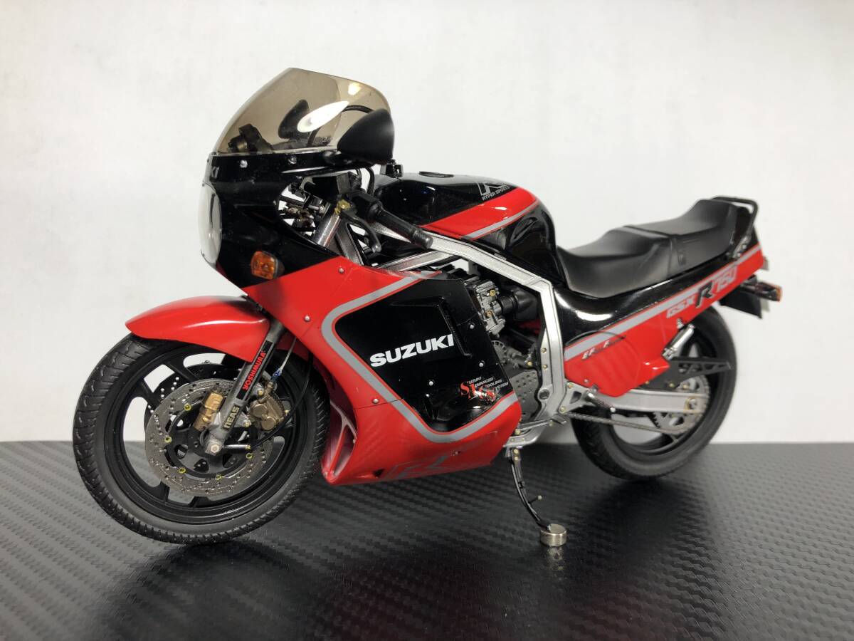 ハセガワ 1/12 スズキ GSX-R750 塗装完成品の画像2