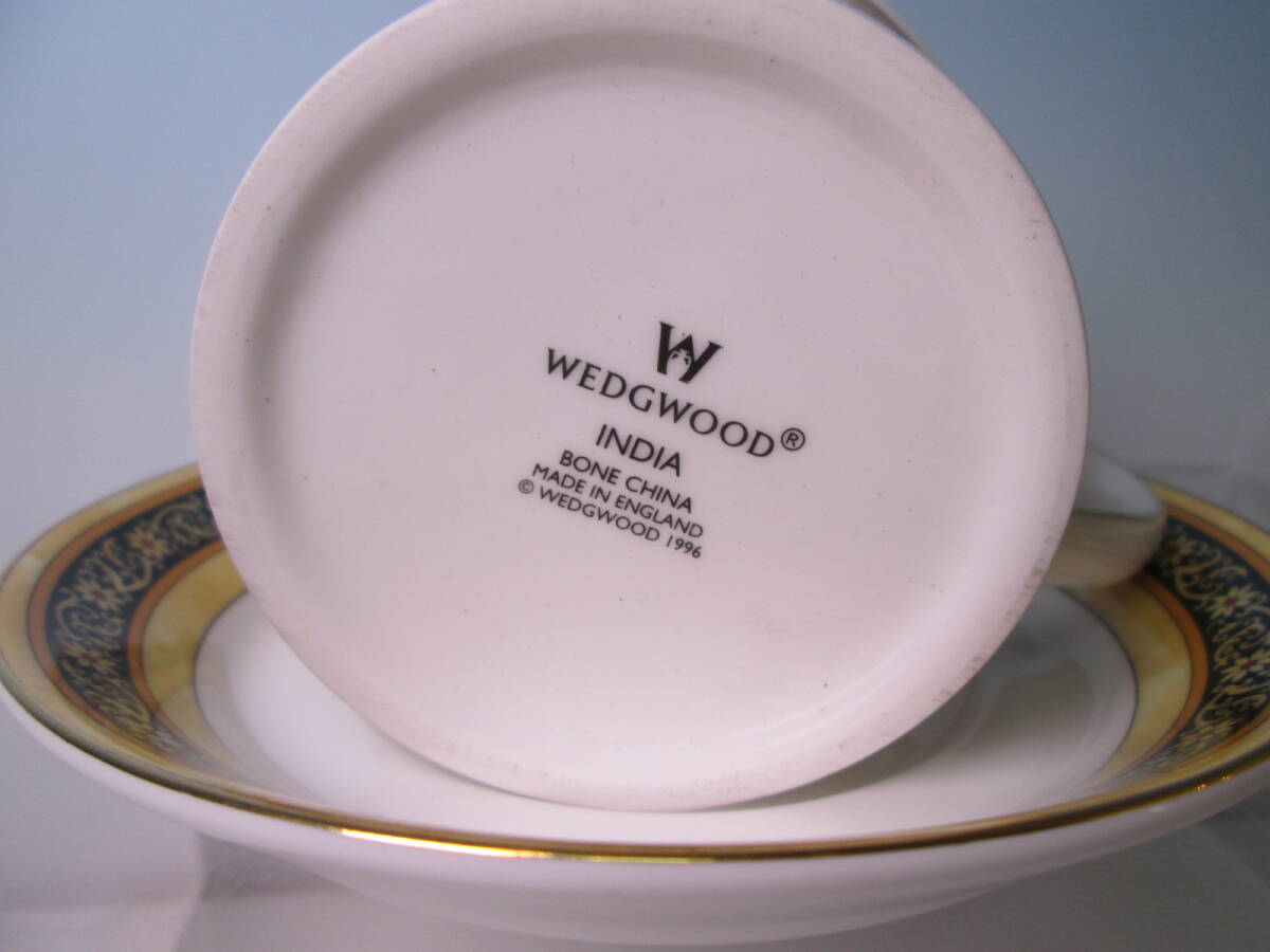 ☆WEDGWOOD ウェッジウッド INDEA インディア 金彩イエロー小花文カップ＆ソーサー 2客_画像9