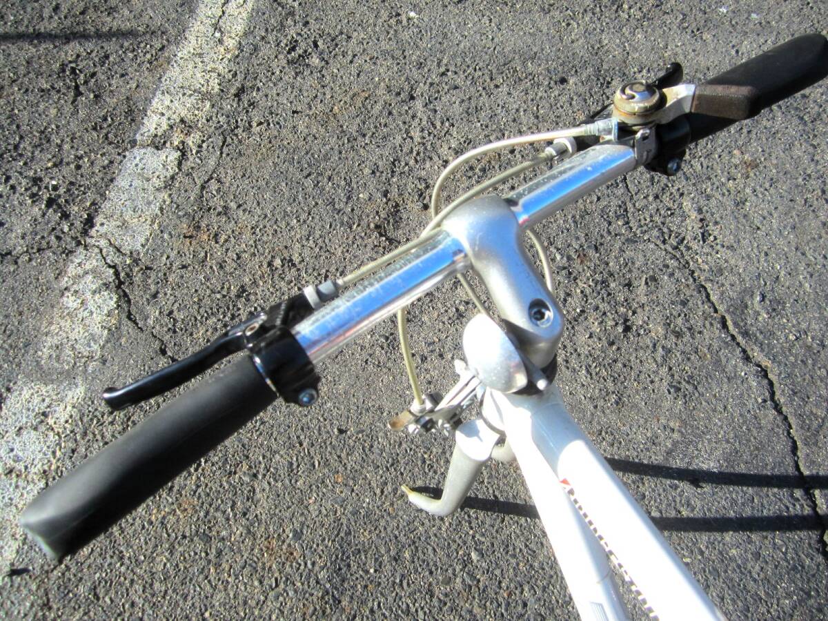 BRIDGESTONE ブリヂストン RADAC レイダック クロスバイク 自転車 アルミ製 フレーム 前後輪ホイール付き レトロ自転車 ジャンク (5304)の画像4