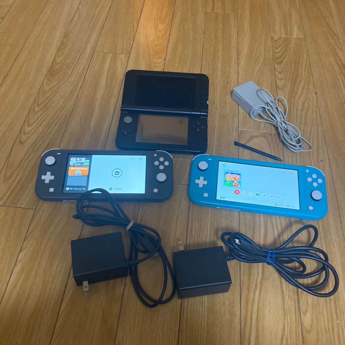 Nintendo Switch Lite ターコイズ +グレー2台 ACアダプター付き Nintendo Switch Lite ターコイズ +グレー2台 ACアダプター付き
