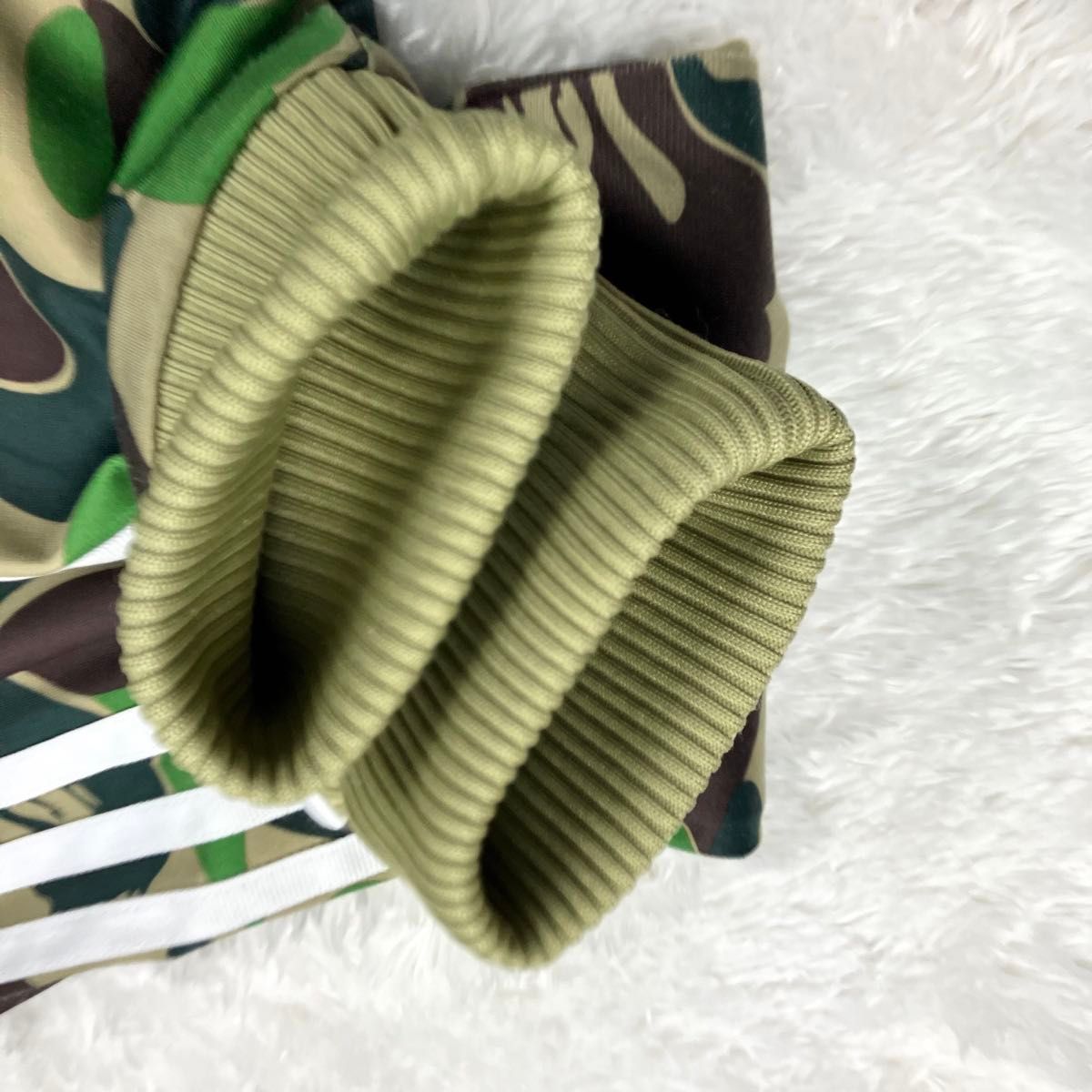 希少 アベイシングエイプ×アディダス トラックジャケット 希少 アベイシングエイプ×アディダス トラックジャケット