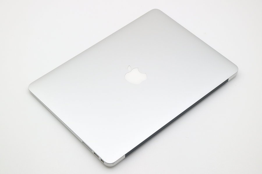 【ジャンク品】Apple MacBook Air A1466 Early 2015 シルバー Core i5 5250U 1.6GHz/8GB/128GB(SSD) クリック不良 【563240172】_画像3