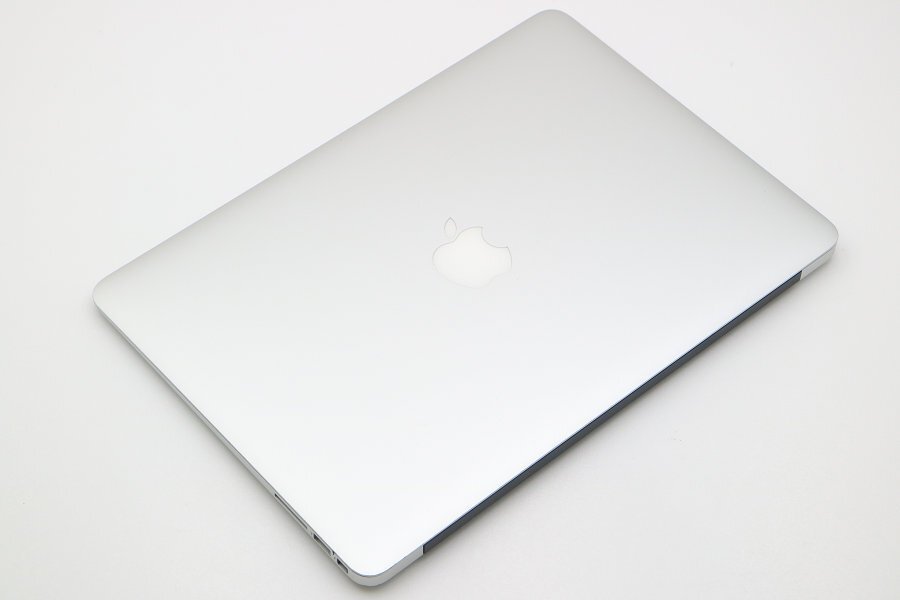 【ジャンク品】Apple MacBook Air A1466 Early 2015 シルバー Core i5 5250U 1.6GHz/8GB/256GB(SSD) キーボード不良 【563240173】_画像3