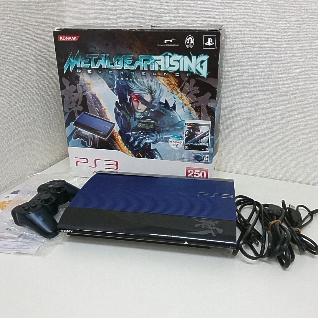 SONY ソニー PS3 PlayStation3 250GB METAL GEAR RISING REVENGEANCE ソフト無し 斬撃モデル CECH-4000B 通電確認済み_画像1